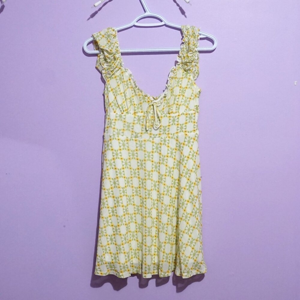yellow summer dress / urban outfitters